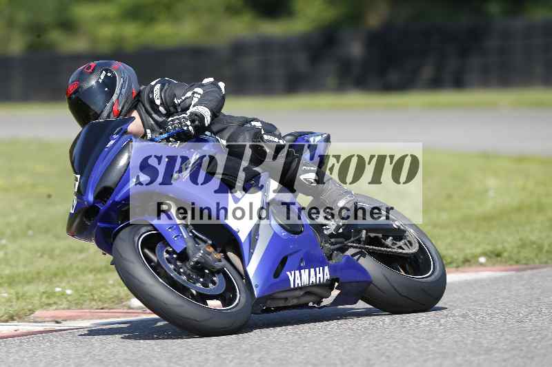 /44 09.08.2025 Plüss Moto Sport ADR/Freies Fahren/24